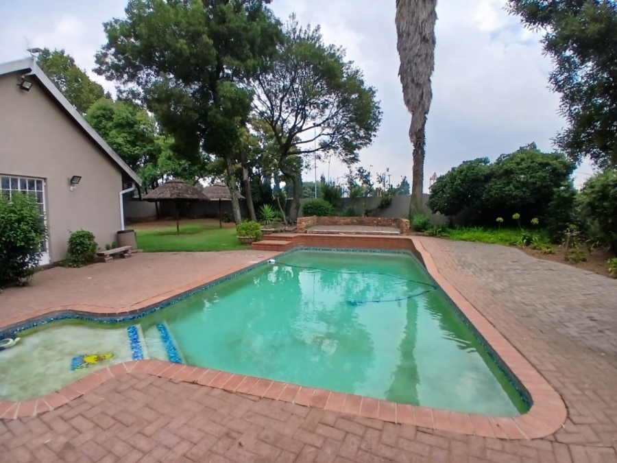 1 Bedroom Property for Sale in  Dalpark Ext 11 Gauteng