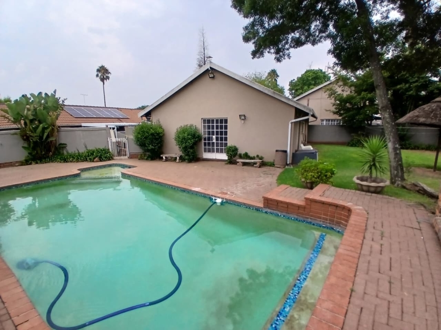1 Bedroom Property for Sale in  Dalpark Ext 11 Gauteng