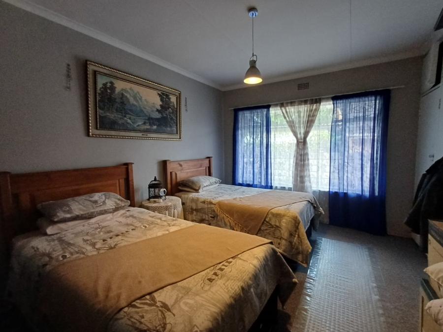 4 Bedroom Property for Sale in Vanderbijlpark SE 7 Gauteng