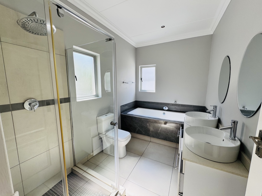 3 Bedroom Property for Sale in Craigavon Gauteng