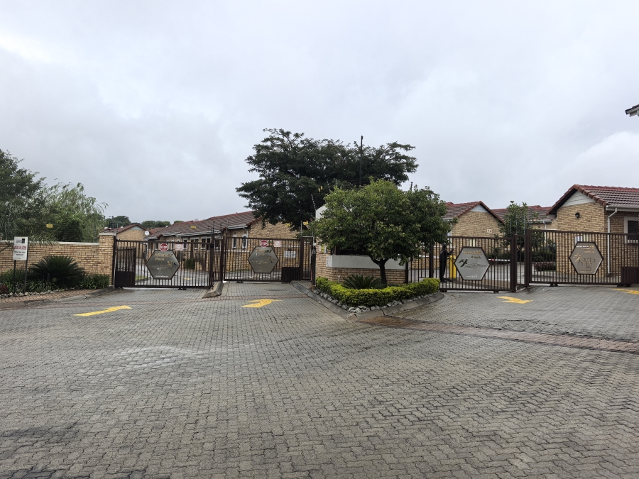 2 Bedroom Property for Sale in Randpark Ridge Gauteng