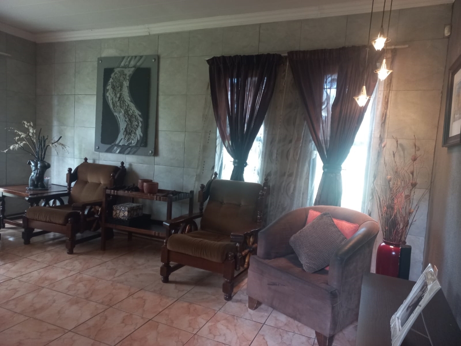 3 Bedroom Property for Sale in Rensburg Gauteng