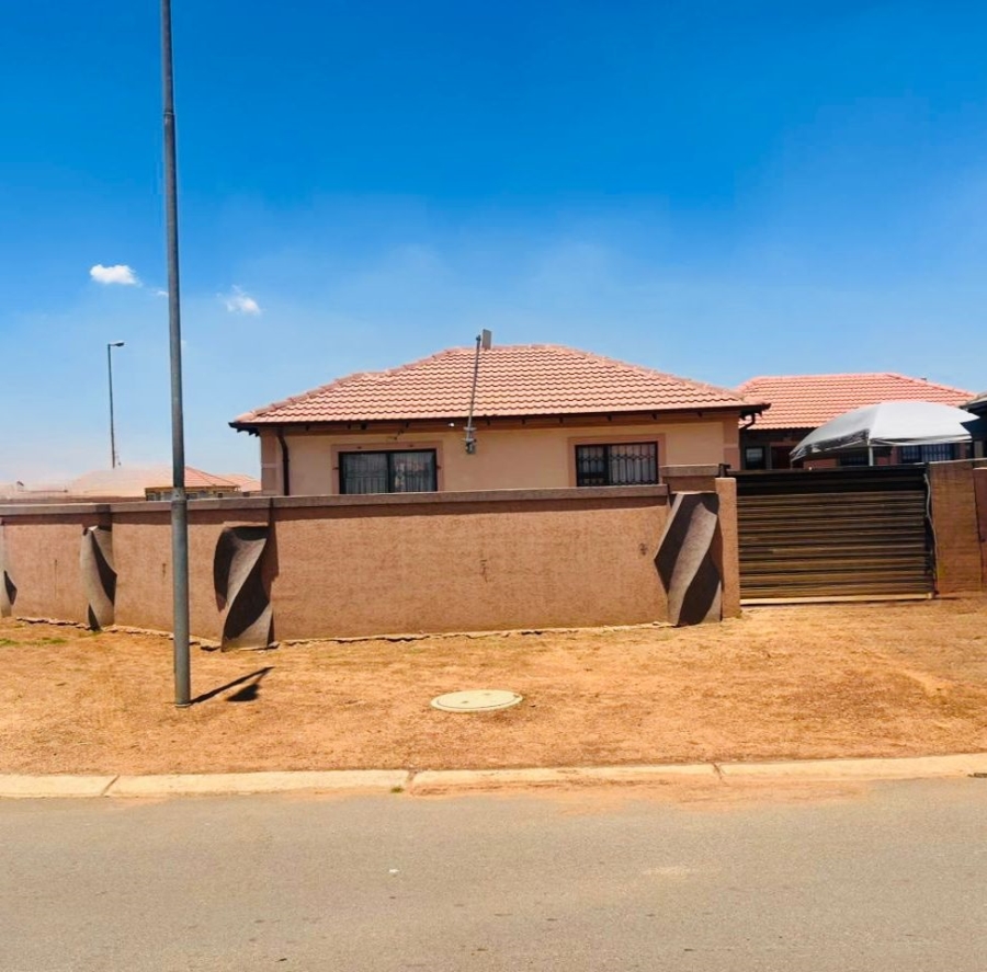 2 Bedroom Property for Sale in Vanderbijlpark CE 4 Gauteng