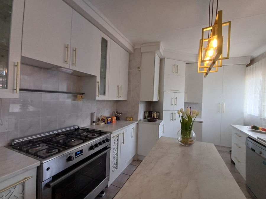 3 Bedroom Property for Sale in Vanderbijlpark SE 2 Gauteng