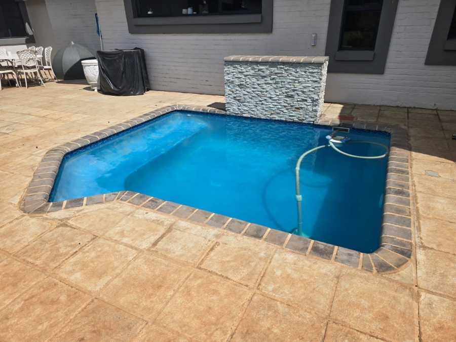 2 Bedroom Property for Sale in Henley on Klip Gauteng