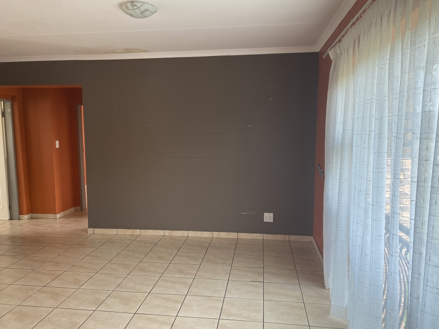 2 Bedroom Property for Sale in Ravenswood Gauteng