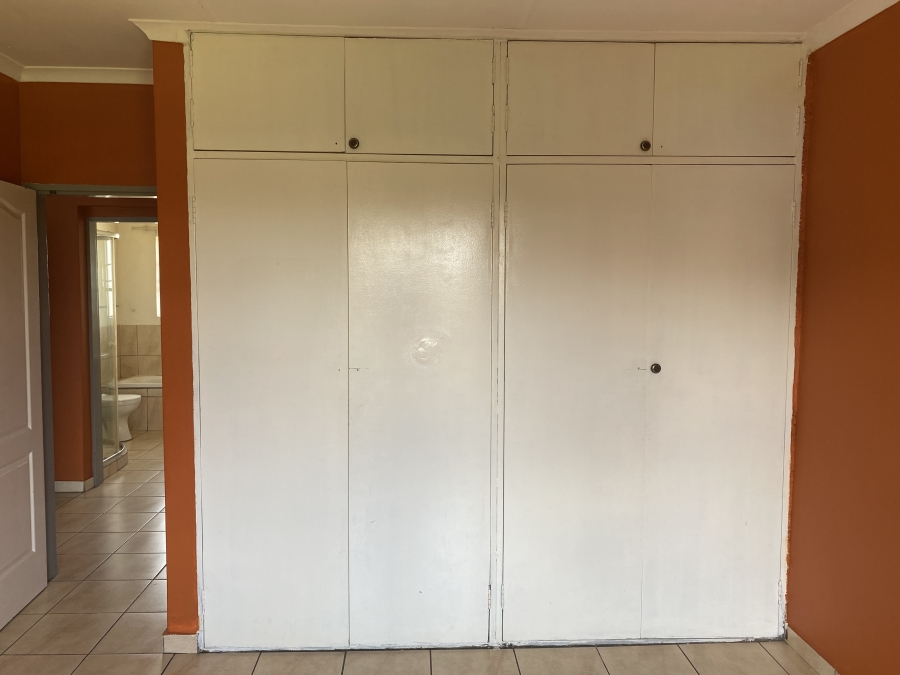 2 Bedroom Property for Sale in Ravenswood Gauteng