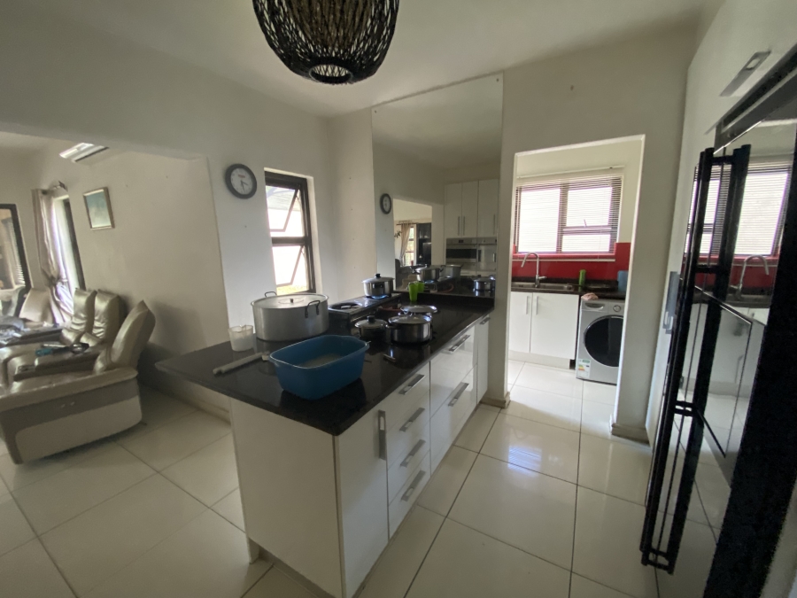 4 Bedroom Property for Sale in Glen Erasmia Gauteng