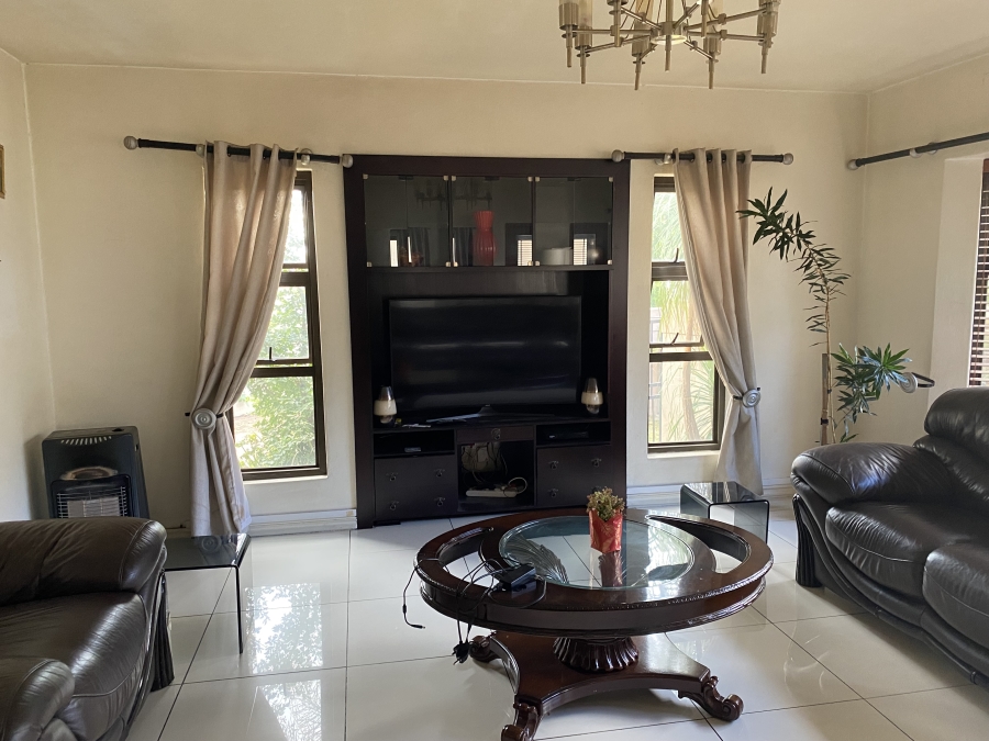 4 Bedroom Property for Sale in Glen Erasmia Gauteng
