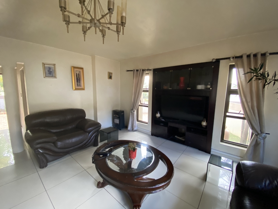 4 Bedroom Property for Sale in Glen Erasmia Gauteng