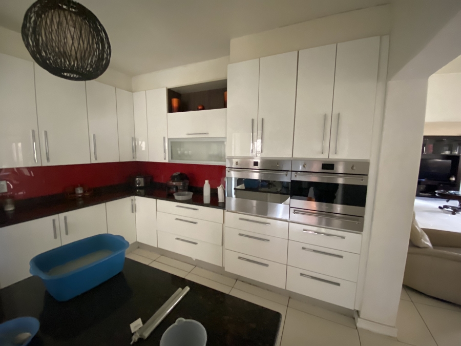 4 Bedroom Property for Sale in Glen Erasmia Gauteng