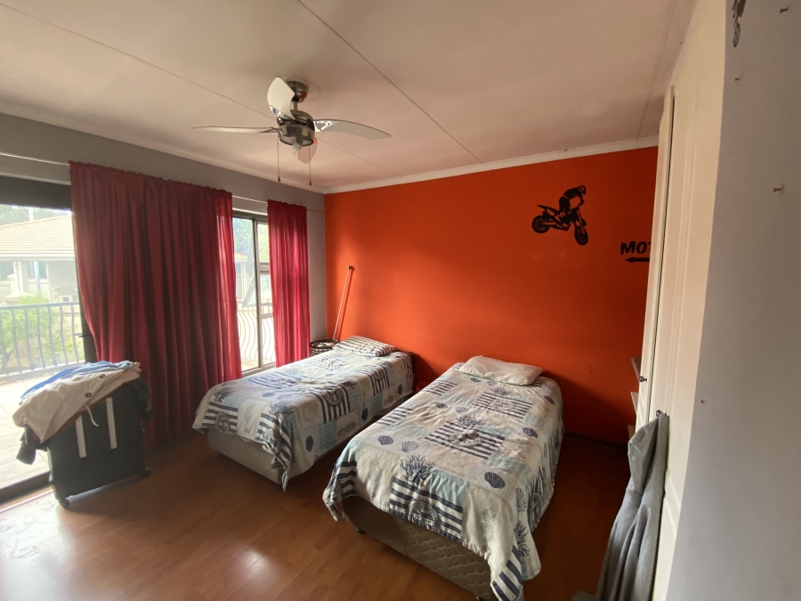 4 Bedroom Property for Sale in Glen Erasmia Gauteng
