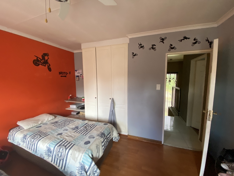 4 Bedroom Property for Sale in Glen Erasmia Gauteng