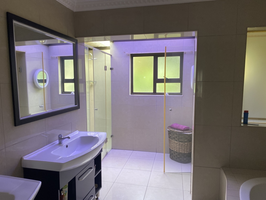 4 Bedroom Property for Sale in Glen Erasmia Gauteng