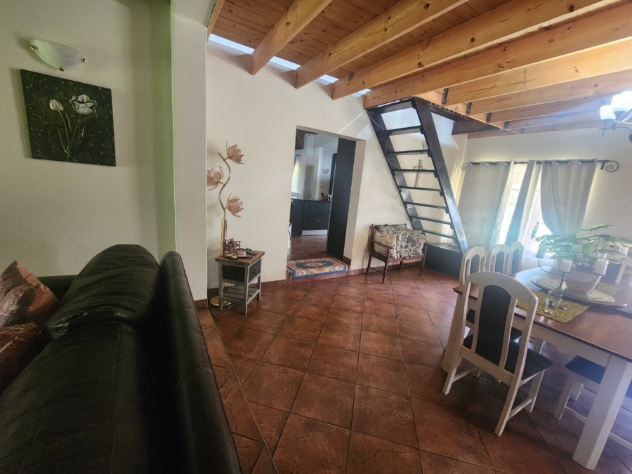 5 Bedroom Property for Sale in Hartebeeshoek Gauteng