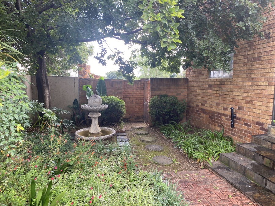3 Bedroom Property for Sale in Sunward Park Gauteng