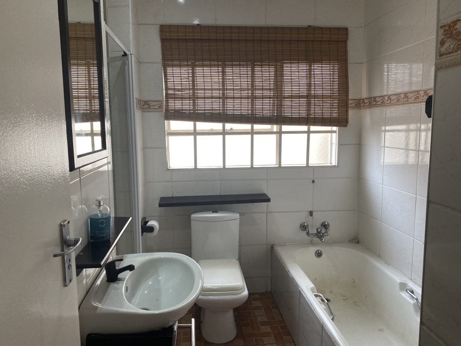 3 Bedroom Property for Sale in Sunward Park Gauteng