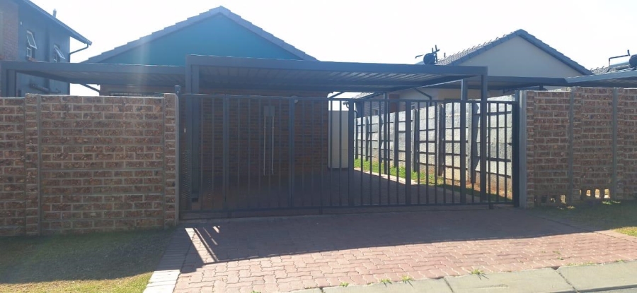 2 Bedroom Property for Sale in Parkdene Gauteng