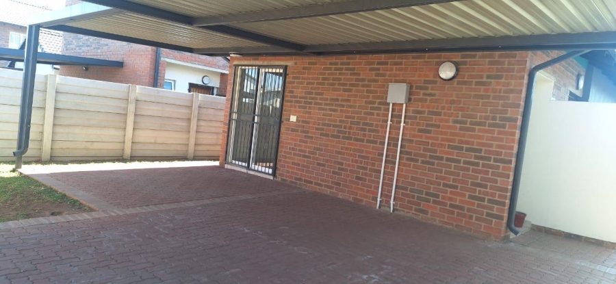 2 Bedroom Property for Sale in Parkdene Gauteng