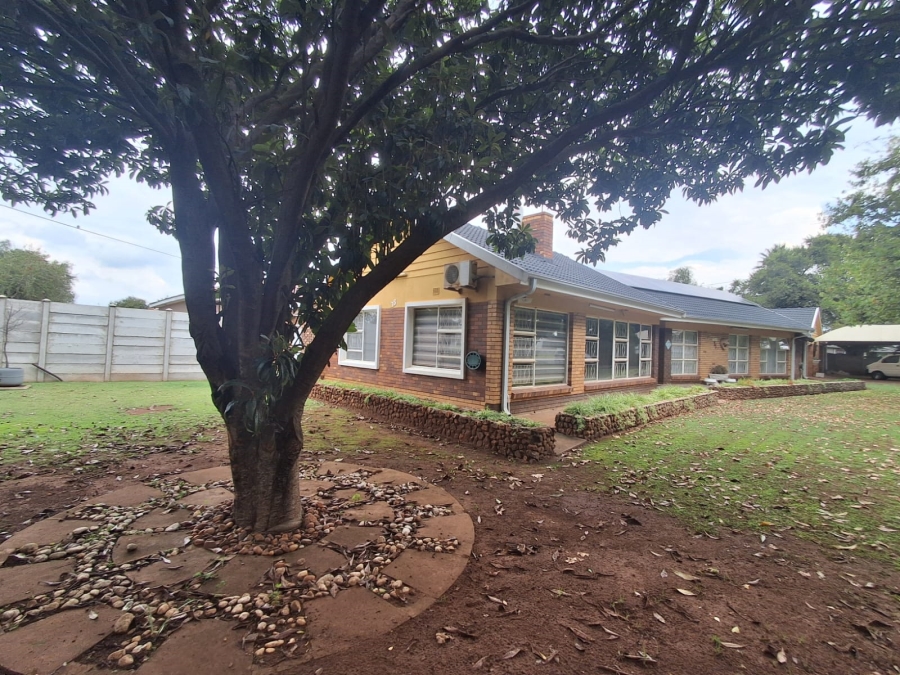 3 Bedroom Property for Sale in Rothdene Gauteng