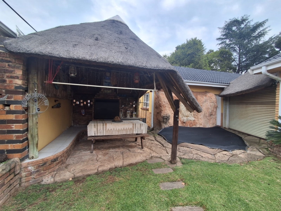 3 Bedroom Property for Sale in Rothdene Gauteng
