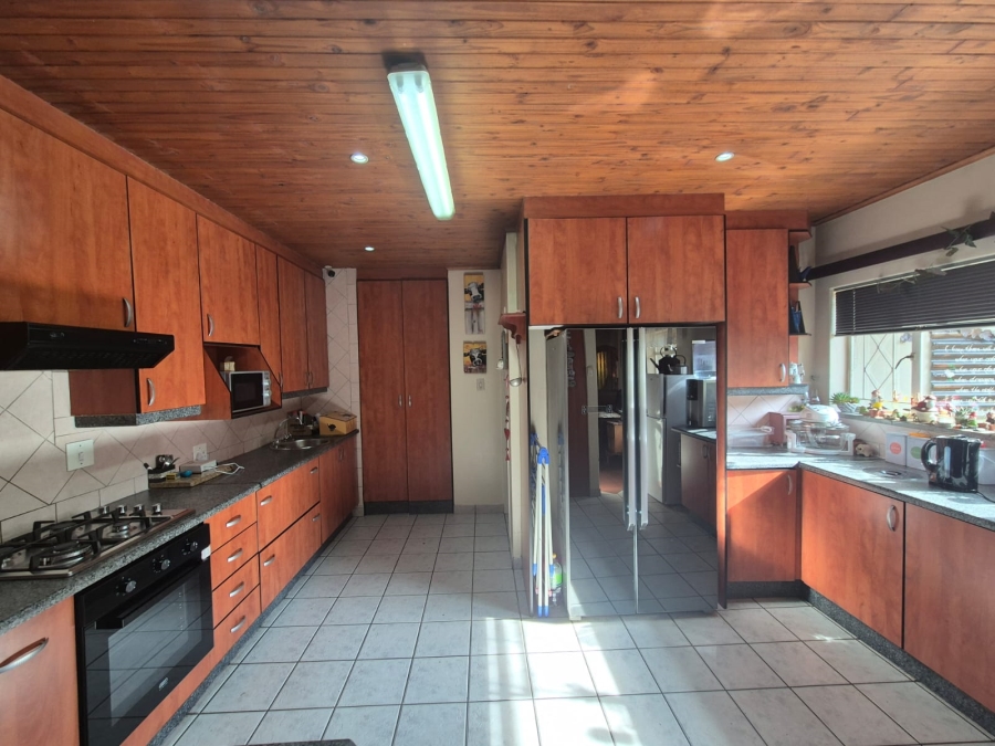 4 Bedroom Property for Sale in Vanderbijlpark SE 2 Gauteng