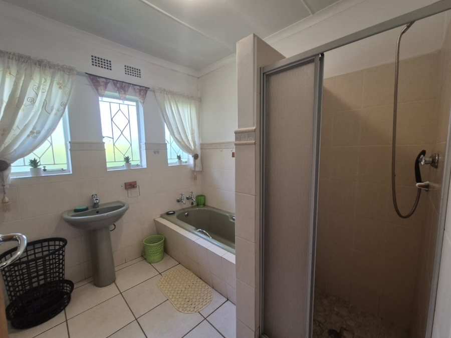 4 Bedroom Property for Sale in Vanderbijlpark SE 2 Gauteng