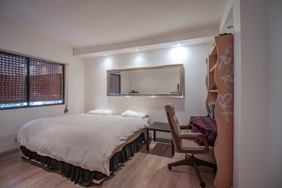 6 Bedroom Property for Sale in Sonneveld Gauteng