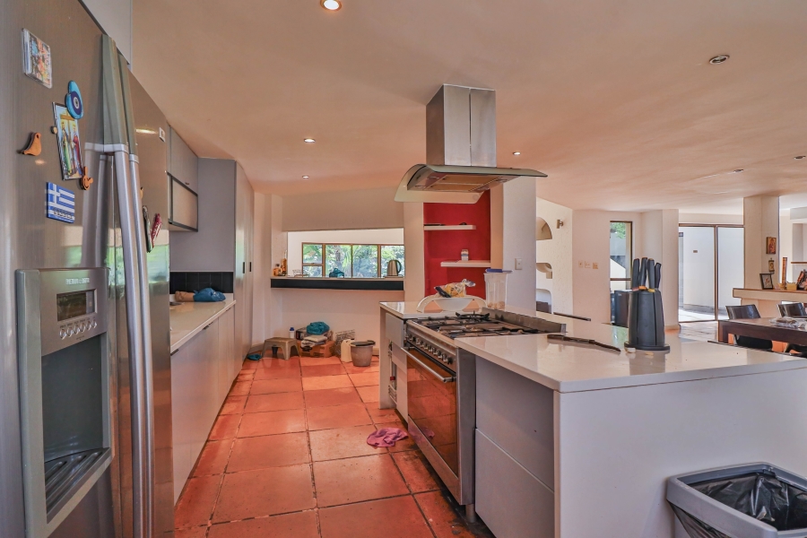 6 Bedroom Property for Sale in Sonneveld Gauteng