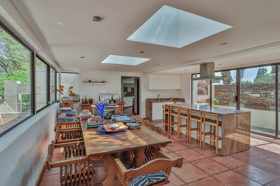 6 Bedroom Property for Sale in Sonneveld Gauteng