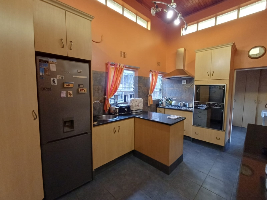 4 Bedroom Property for Sale in Vanderbijlpark SE 2 Gauteng