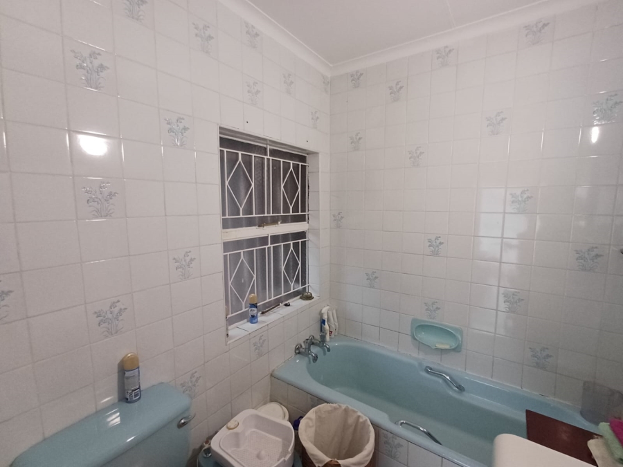 4 Bedroom Property for Sale in Vanderbijlpark SE 2 Gauteng