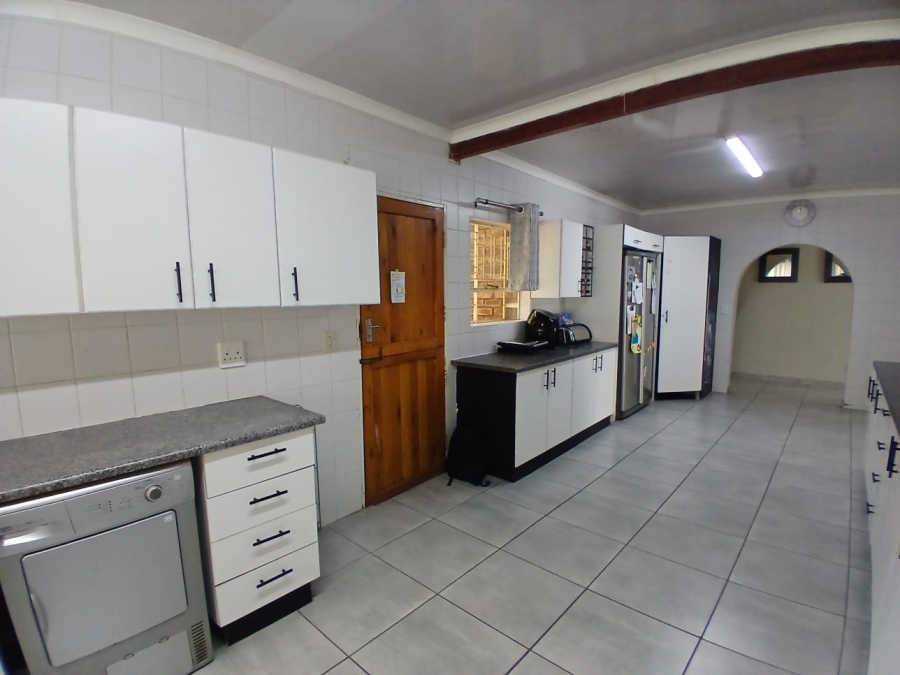 4 Bedroom Property for Sale in Sunair Park Gauteng