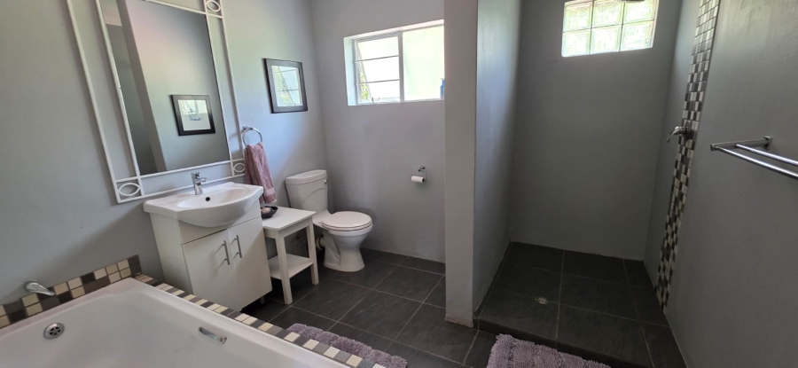 3 Bedroom Property for Sale in Lochvaal Gauteng