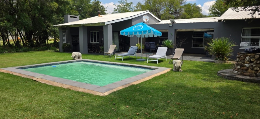 3 Bedroom Property for Sale in Lochvaal Gauteng