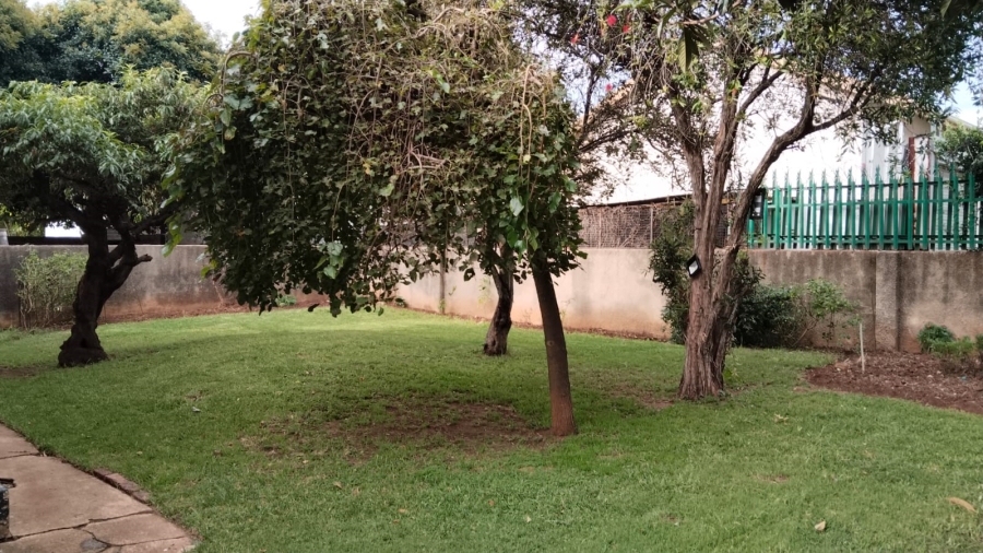 4 Bedroom Property for Sale in Brakpan Central Gauteng