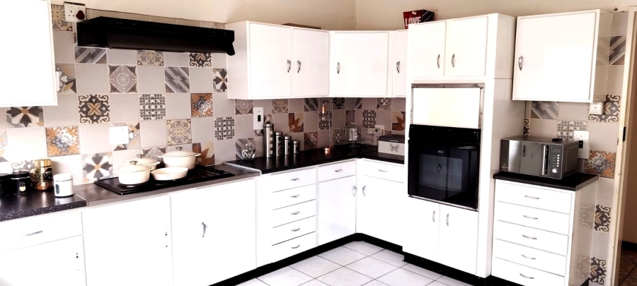 3 Bedroom Property for Sale in Brenthurst Gauteng