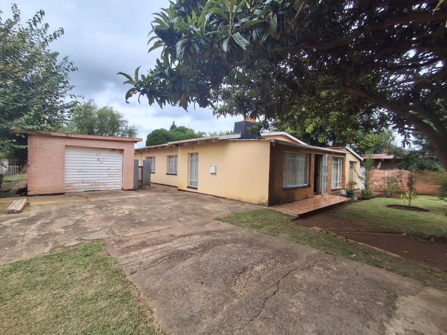 4 Bedroom Property for Sale in Sonland Park Gauteng