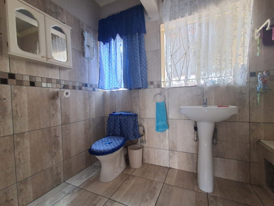 4 Bedroom Property for Sale in Sonland Park Gauteng
