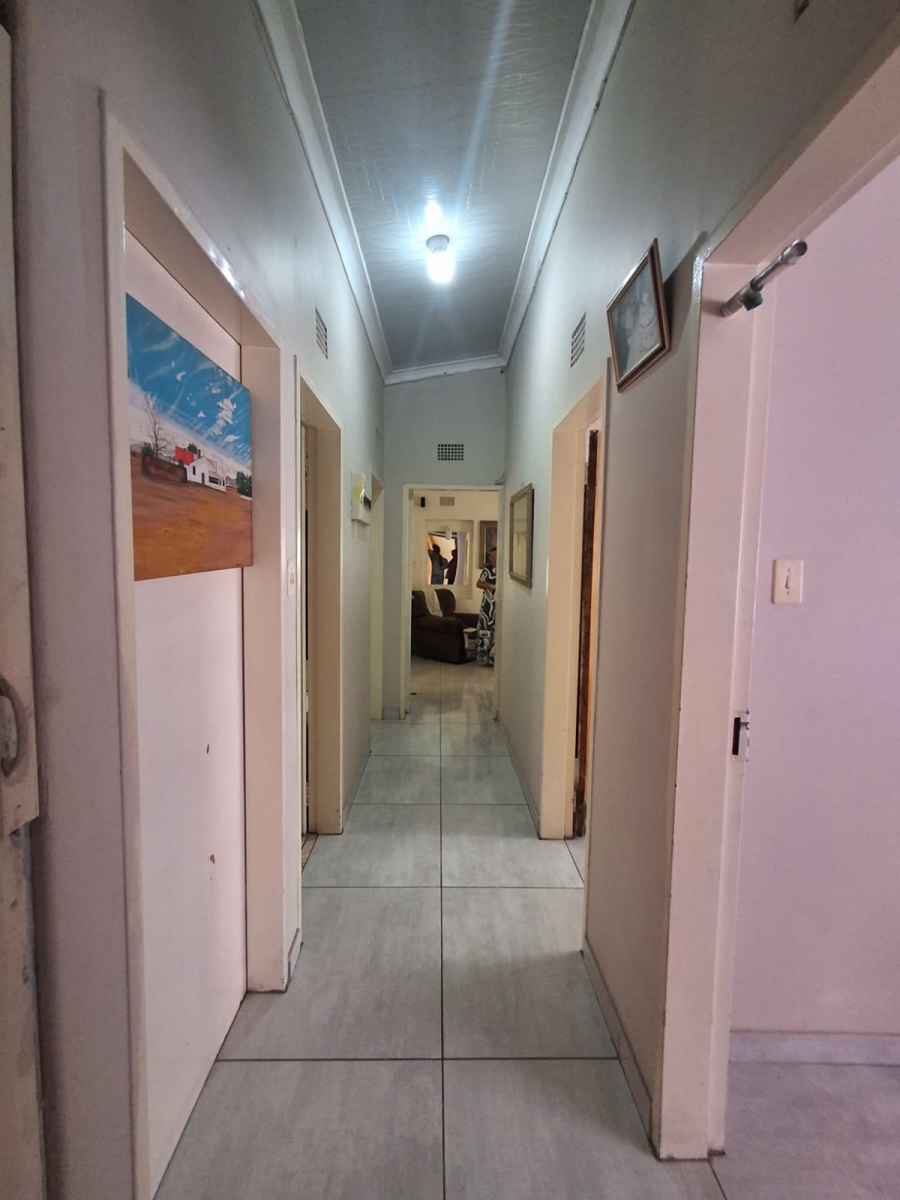 4 Bedroom Property for Sale in Sonland Park Gauteng