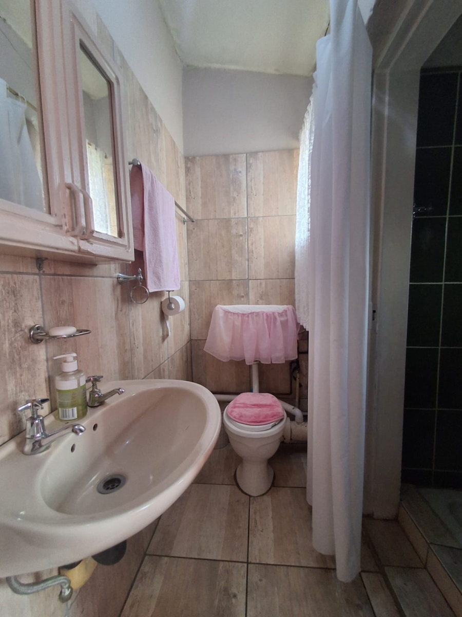 4 Bedroom Property for Sale in Sonland Park Gauteng