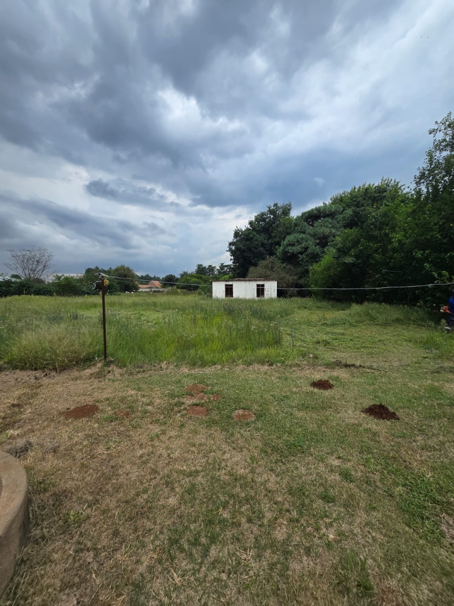 6 Bedroom Property for Sale in Unitas Park Gauteng