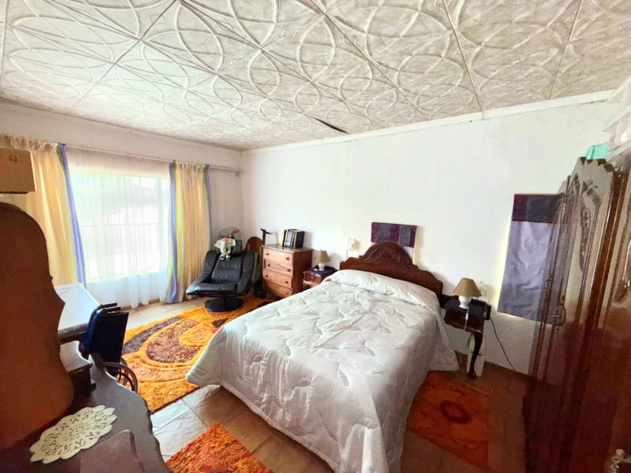 4 Bedroom Property for Sale in Mullerstuine Gauteng