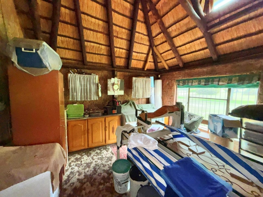 4 Bedroom Property for Sale in Mullerstuine Gauteng