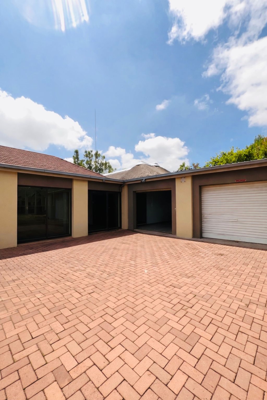 3 Bedroom Property for Sale in Three Rivers Gauteng