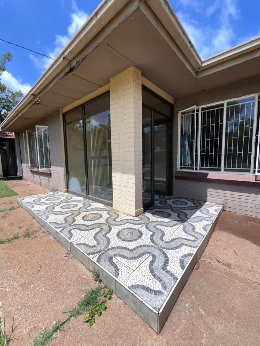 3 Bedroom Property for Sale in Three Rivers Gauteng