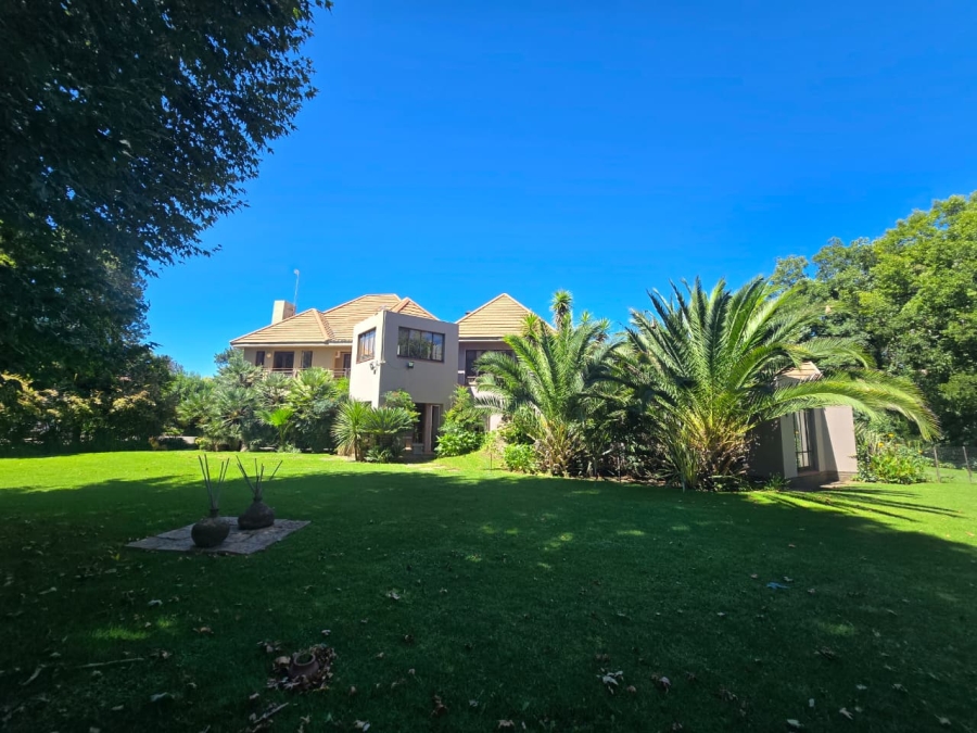 4 Bedroom Property for Sale in Three Rivers Proper Gauteng