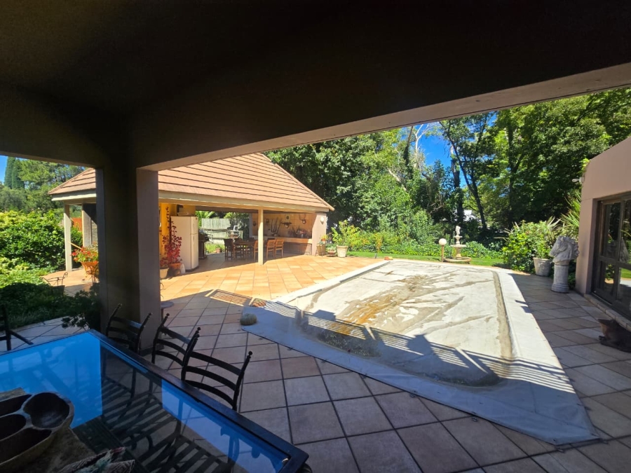 4 Bedroom Property for Sale in Three Rivers Proper Gauteng