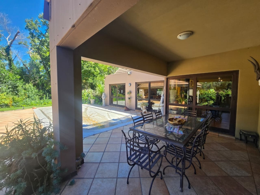 4 Bedroom Property for Sale in Three Rivers Proper Gauteng