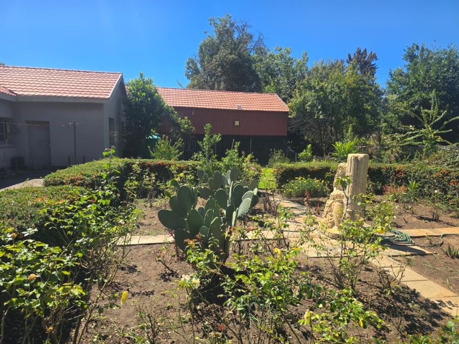 4 Bedroom Property for Sale in Three Rivers Proper Gauteng